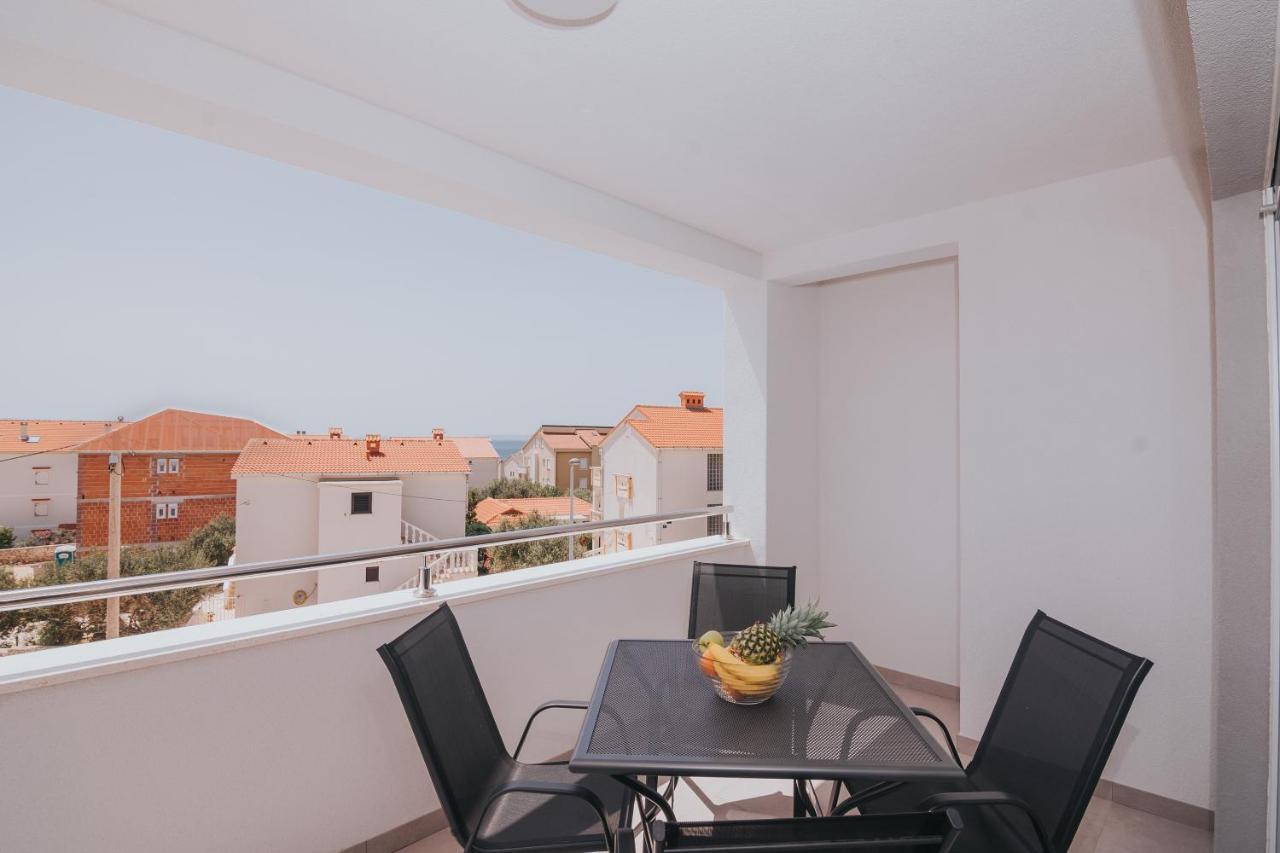 Apartment Pool And Breakfast Maro *